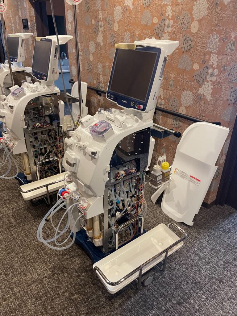 サービス付き高齢者向け住宅〈メディカルホーム四街道〉の透析専用居室の機器